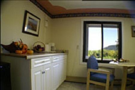 Appalachian Motel Vernon Buitenkant foto